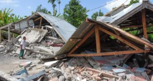 Forte scossa di terremoto in Indonesia